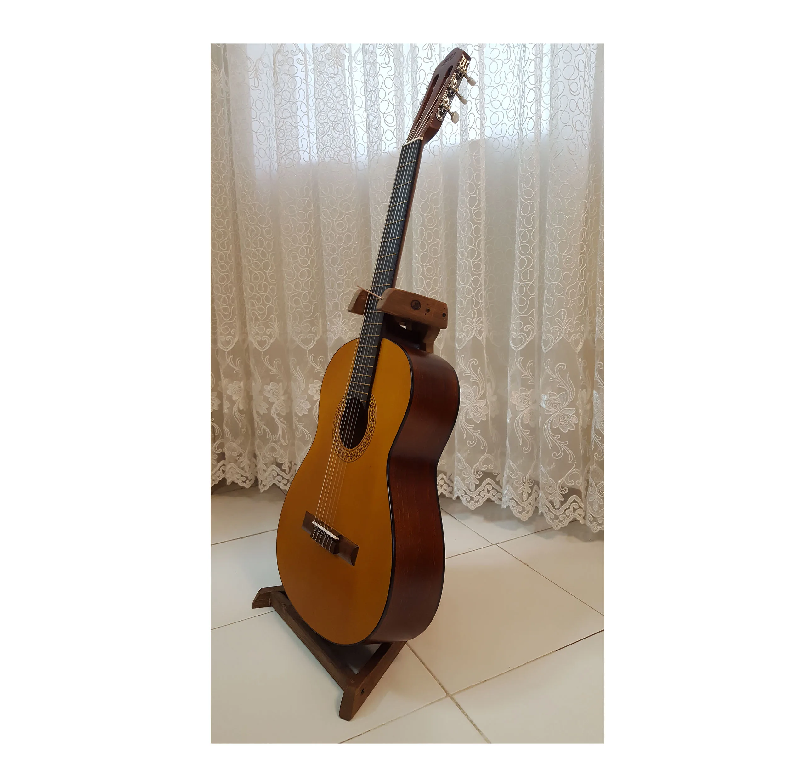 گیتار پارسه مدل 002