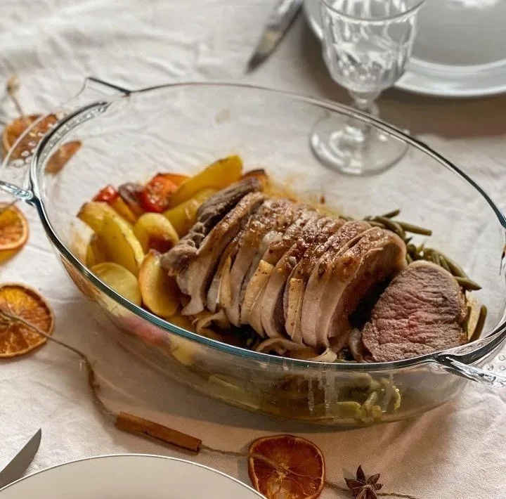 ظرف پخت پیرکس مدل مرغ خوری کد 5/8L