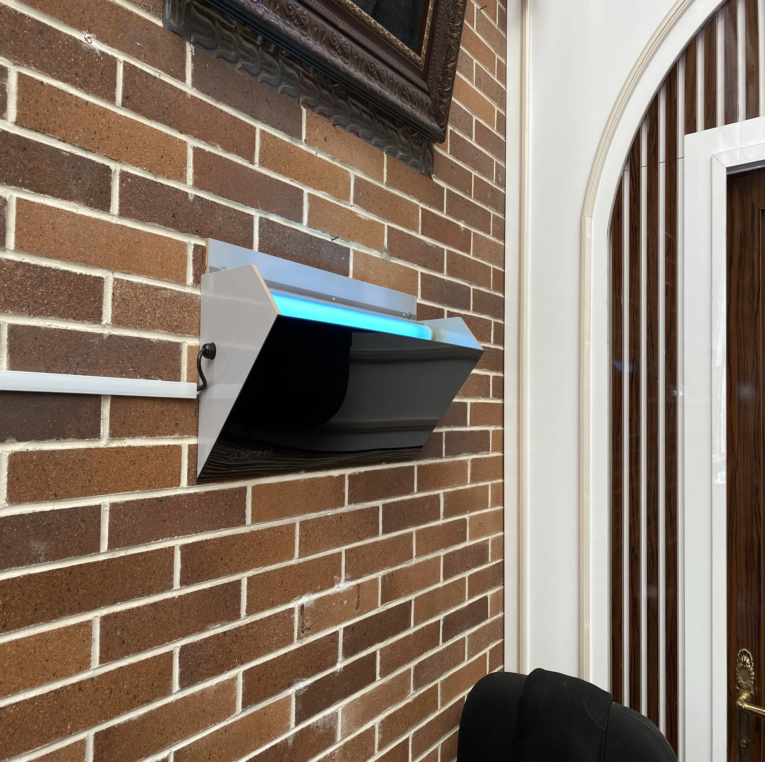 حشره کش برقی دلتا مدل دیواری کد DP160
