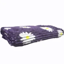 پتو مسافرتی 1 نفره مدل پلیسه بابونه سایز 200x160 سانتی‌متر