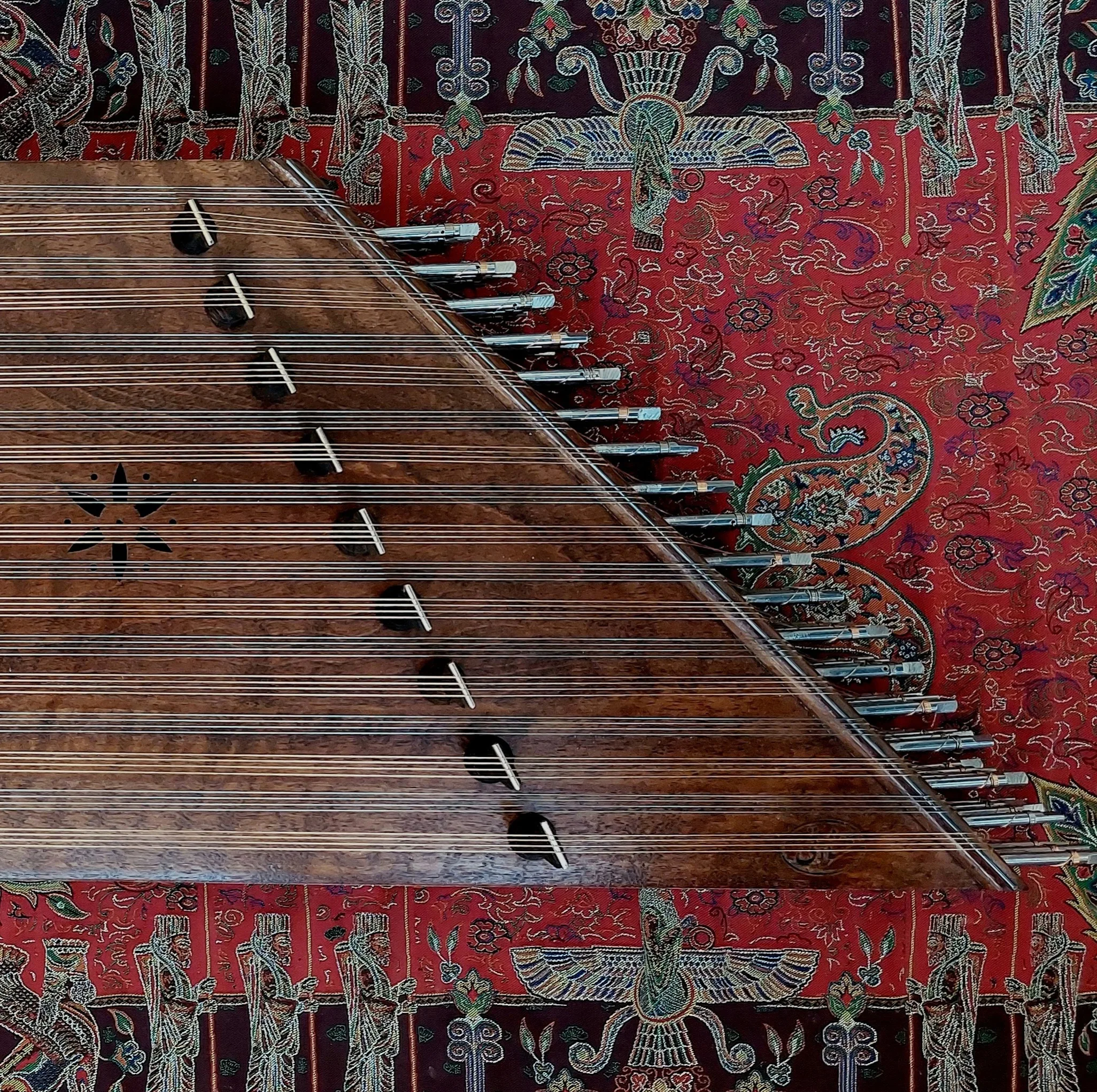 سنتور قشلاقی مدل 3 مهر کد B1