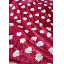 پتو مسافرتی 1 نفره مدل پلیسه طرح بابونه سایز 220x160 سانتی‌متر