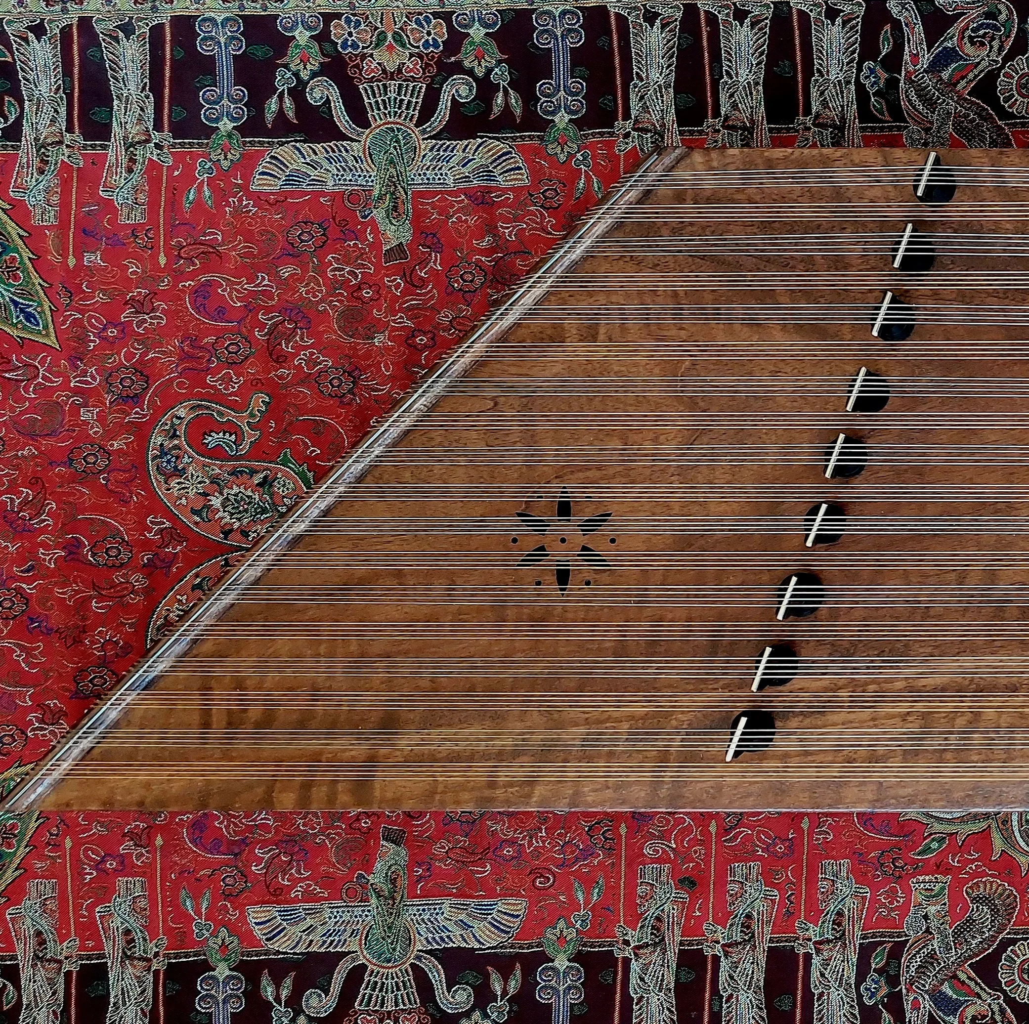 سنتور قشلاقی مدل 3 مهر کد B1