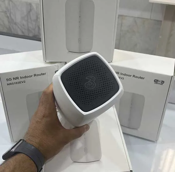 مودم 5G سرکام مدل NR5103E_V2 به همراه سیم کارت و 2000گیگ اینترنت یکساله