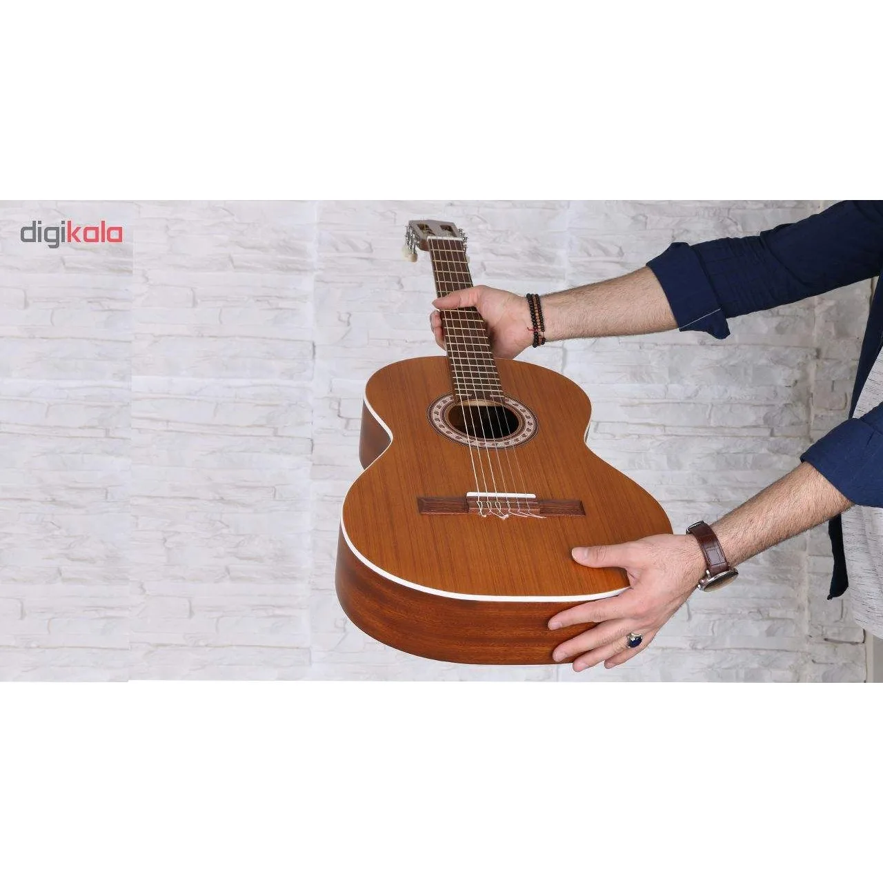 گیتار کلاسیک پارسی مدل m5