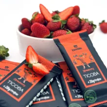 پروتئین بار توت فرنگی تیکوبا کنلیتا - 50 گرم بسته 12 عددی