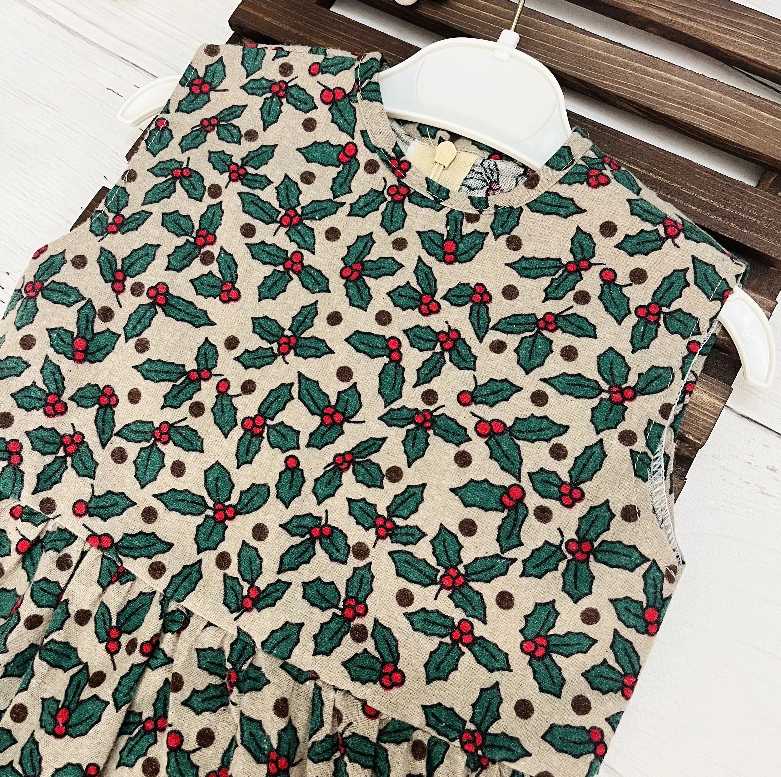 ست کت و سارافون دخترانه مدل پیرایه