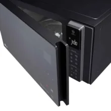 مایکروویو 1350 وات 42 لیتر ال جی مدل MH8295 دارای 5 برنامه پخت