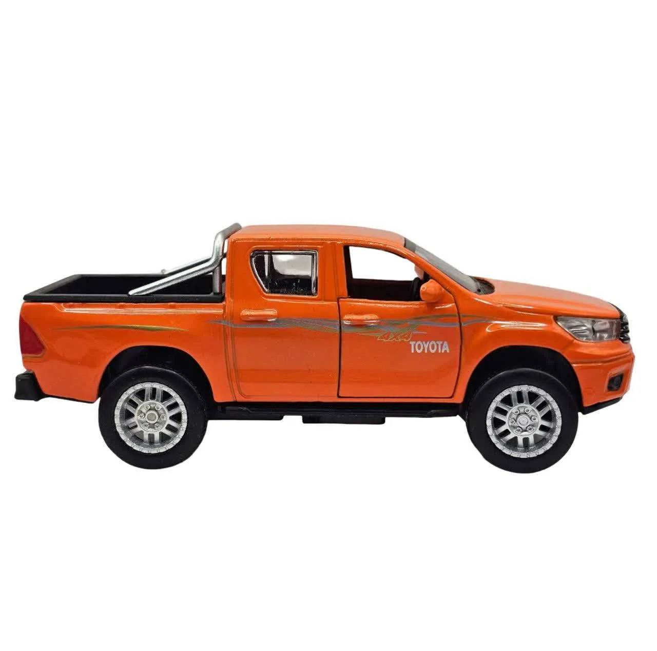 ماشین بازی ناب سل مدل تویوتا هایلوکس دو کابین فلزی چراغدار موزیکال کد Toyota Hilux Double Cab Metal with Lights& Musical