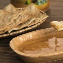 عسل طبیعی آذرکندو - 1.5 کیلوگرم