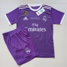 ست تی‌شرت و شلوارک ورزشی پسرانه مدل رئال مادرید طرح رونالدو کد Away 2017