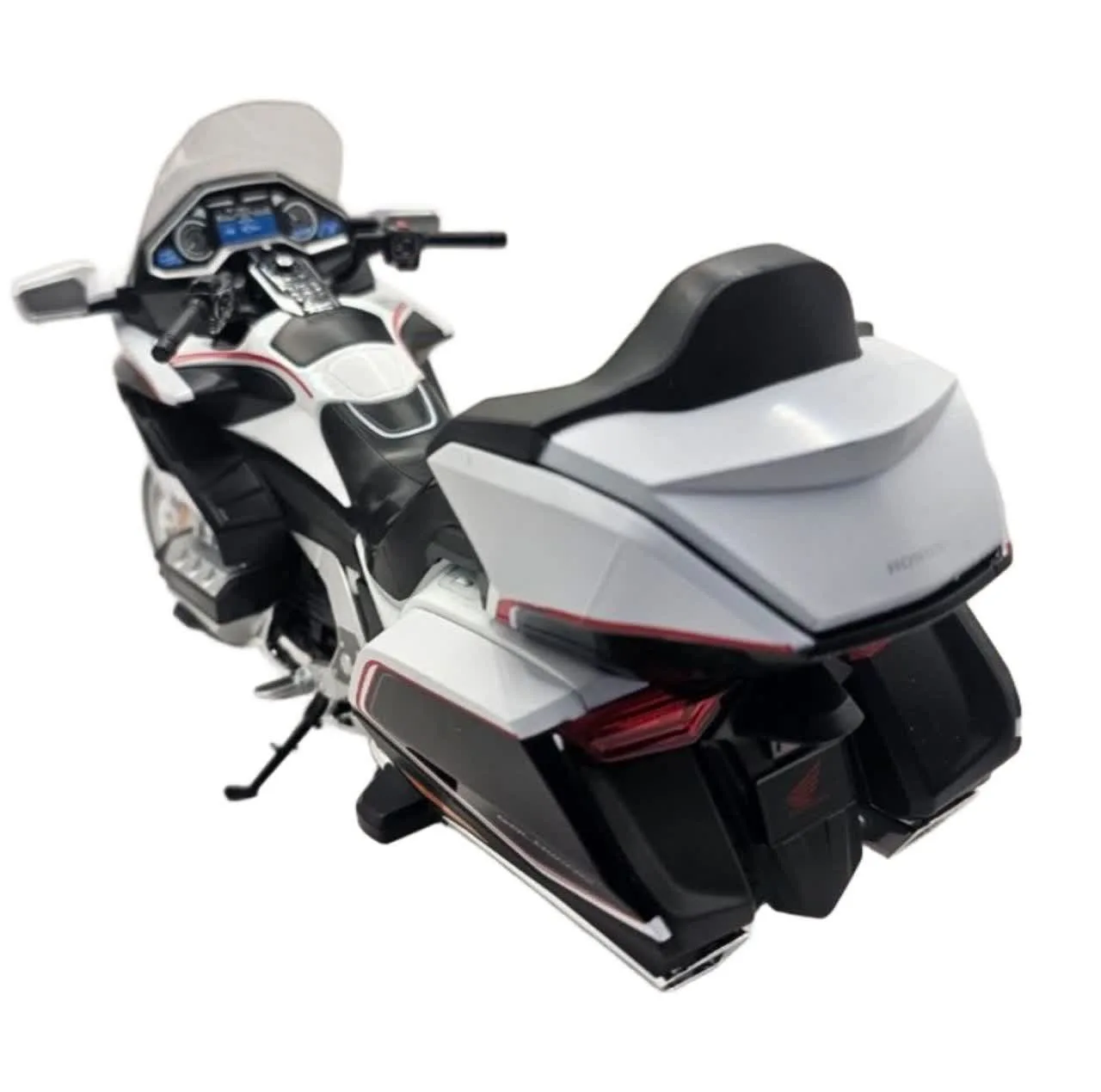 ماکت موتور بازی ناب سل مدل هوندا گلدوینگ فلزی چراغدار کد 1:11DIE CAST HONDA GL800 2021