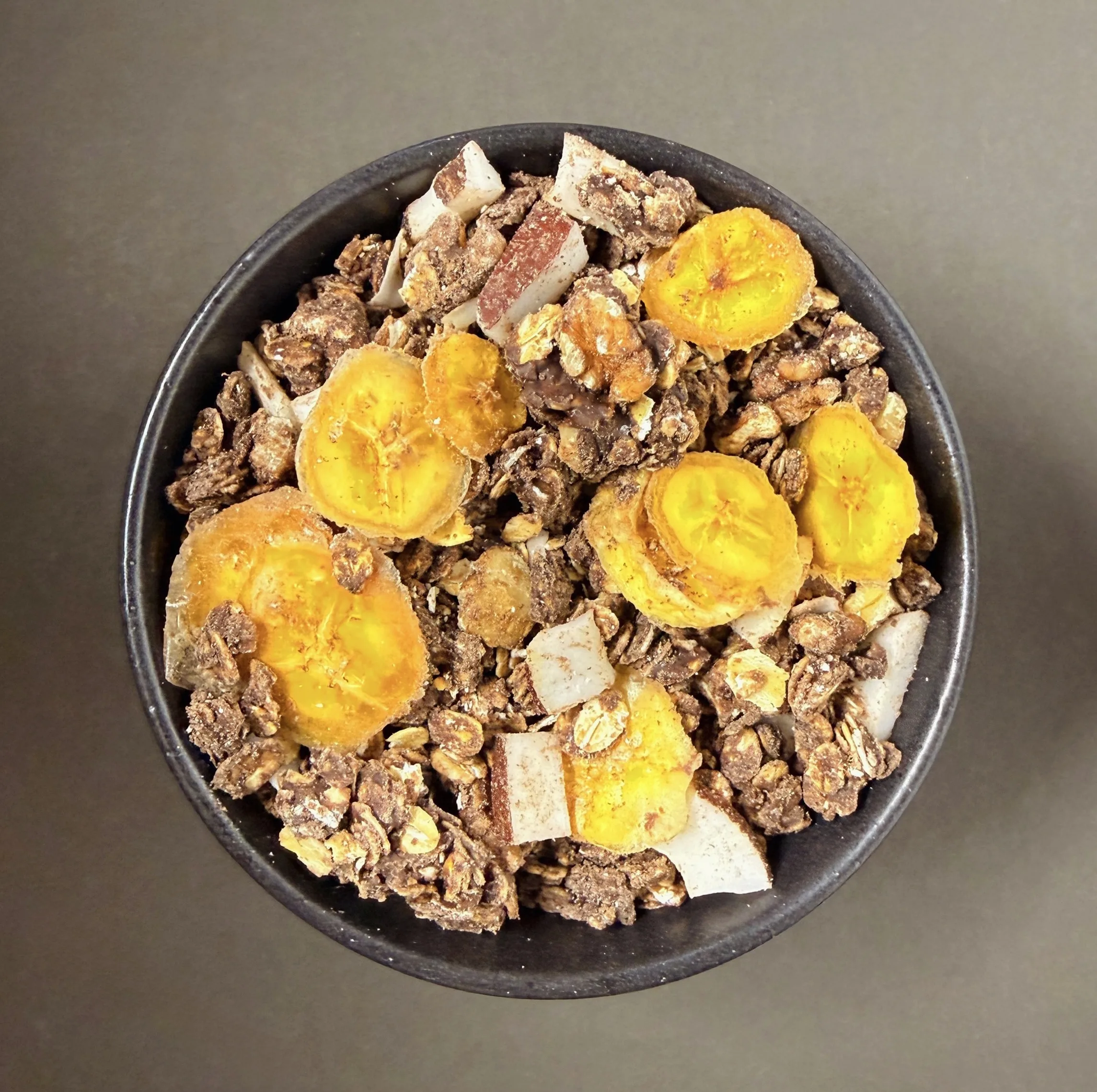 گرانولا شکلاتی موز و نارگیل ویرا - 550 گرم