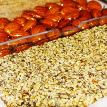 سوهان عسلی مغز بادام و کنجد - 500 گرم