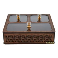 جعبه پذیرایی مدل یاس کد P301 شکلات‌خوری مربع MDF، پلاستیک و پلکسی گلس با ابعاد 20x19x5.5 سانتی‌متر و وزن 330 گرم، غیرقابل شستشو