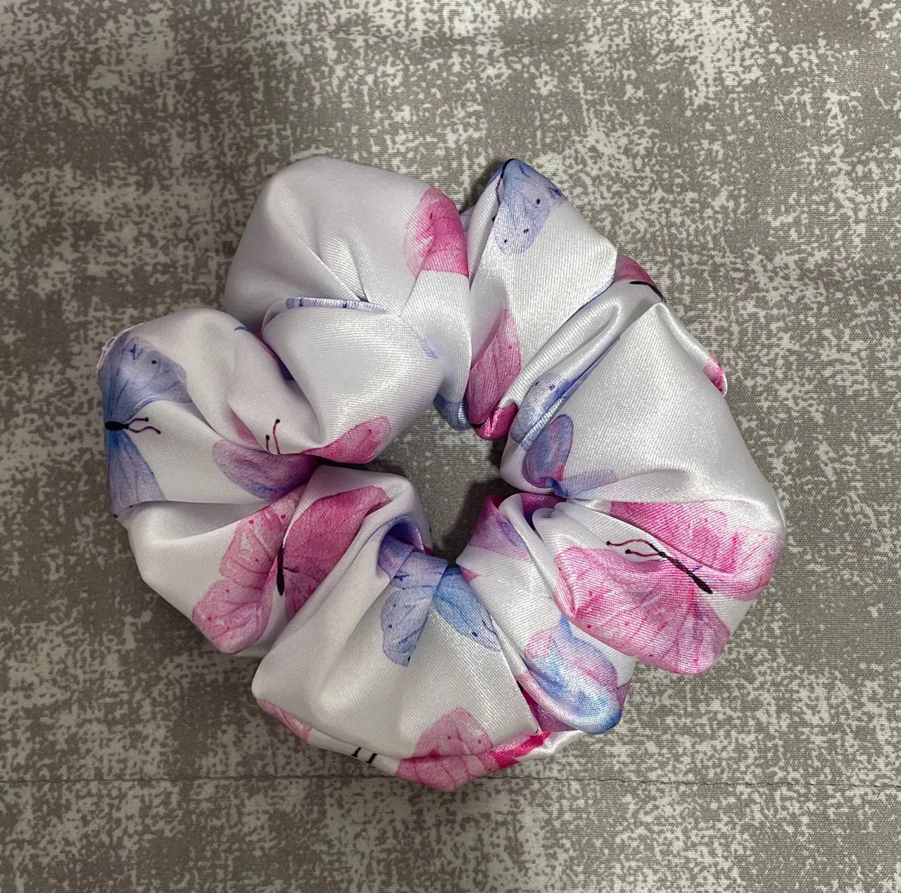 روبالش مدل satin سایز 50*70 سانتی متر همراه کش مو و چشم بند