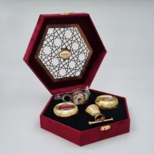 زعفران کادویی عاقله – 3 گرم به همراه هل – 10 گرم و قوری و هاون
