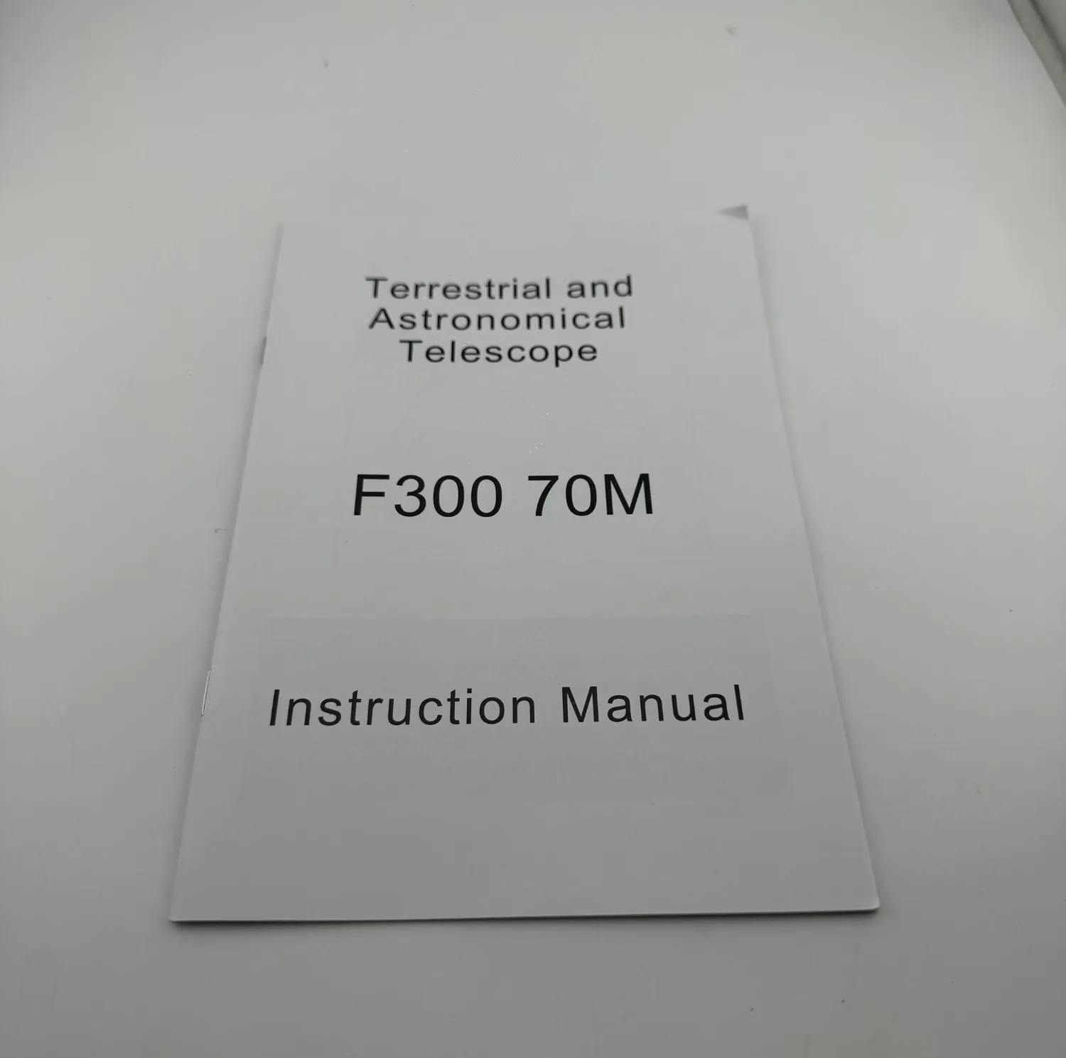 تلسکوپ مدل F230070M