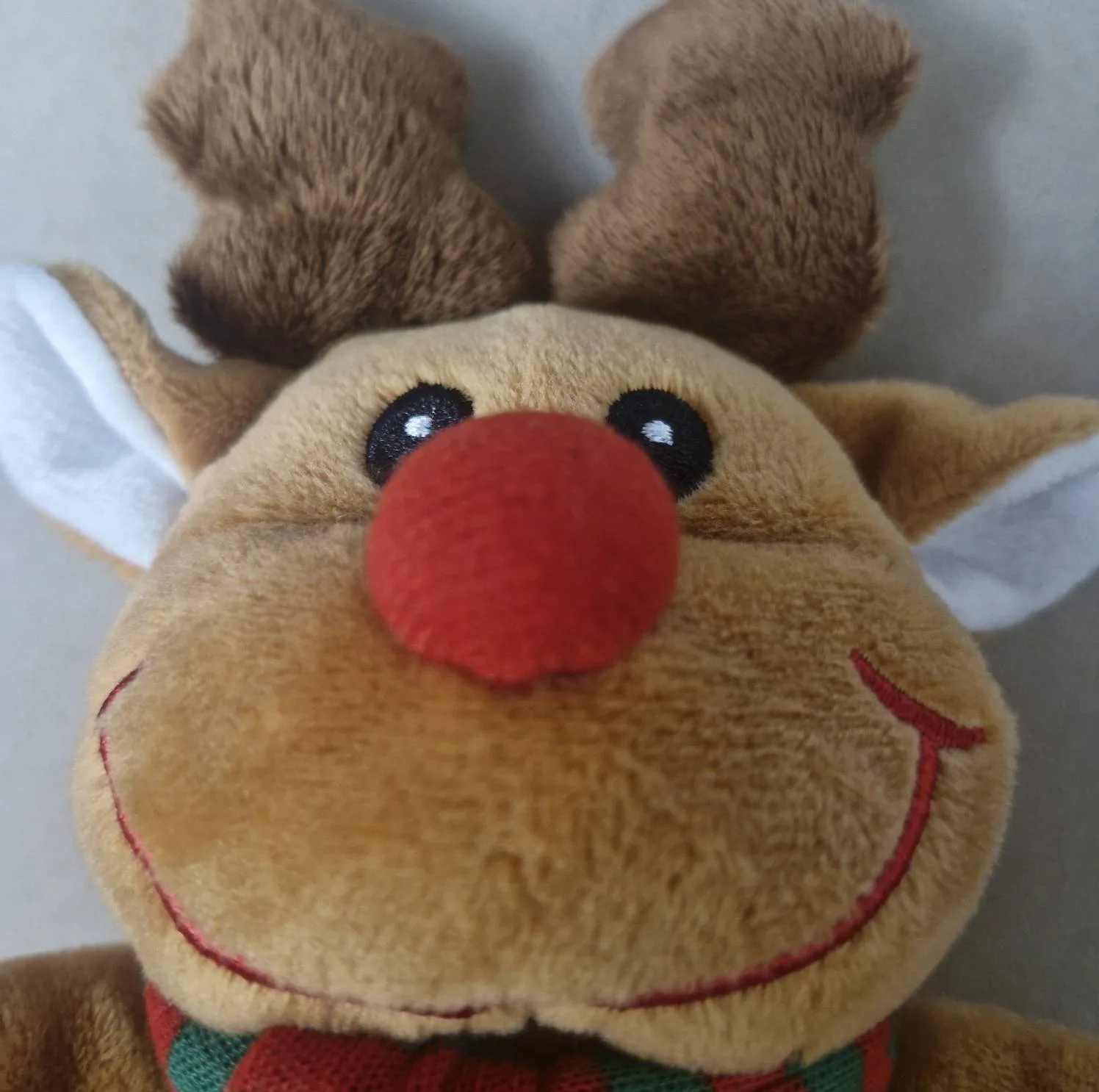 عروسک پولیشی مدل P00412 ارتفاع 27 سانتیمتر