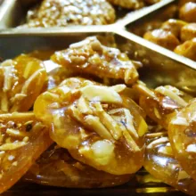 سوهان عسلی پنج مغز پذیرایی - 500 گرم