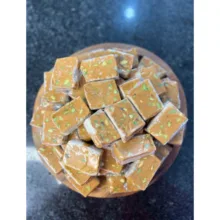 نوقا مغز گردویی مشهد - 500 گرم
