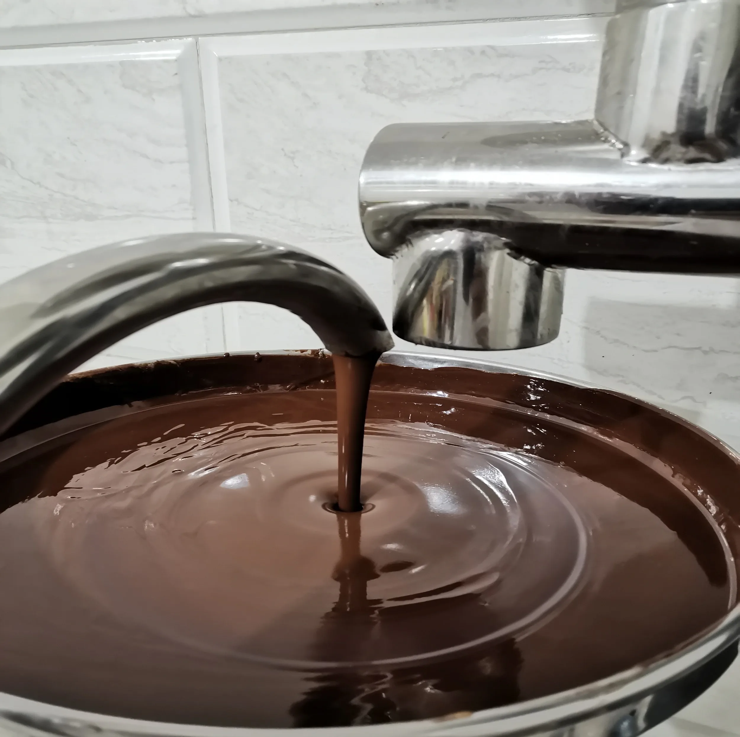 کره بادام زمینی شکلات شیرین مسعود - 250 گرم بسته 4 عددی