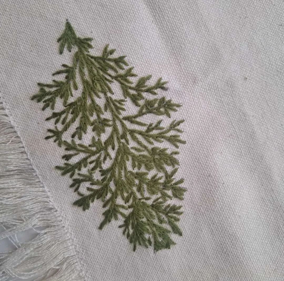 رومیزی سوزن دوزی طرح شوید