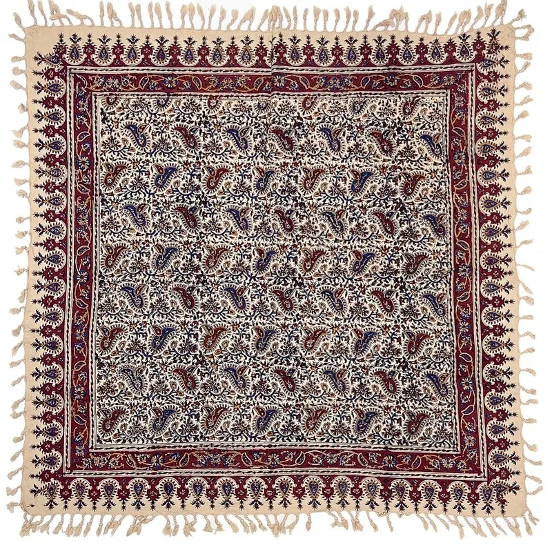 رومیزی قلمکار طرح سلسله ای کد D.120