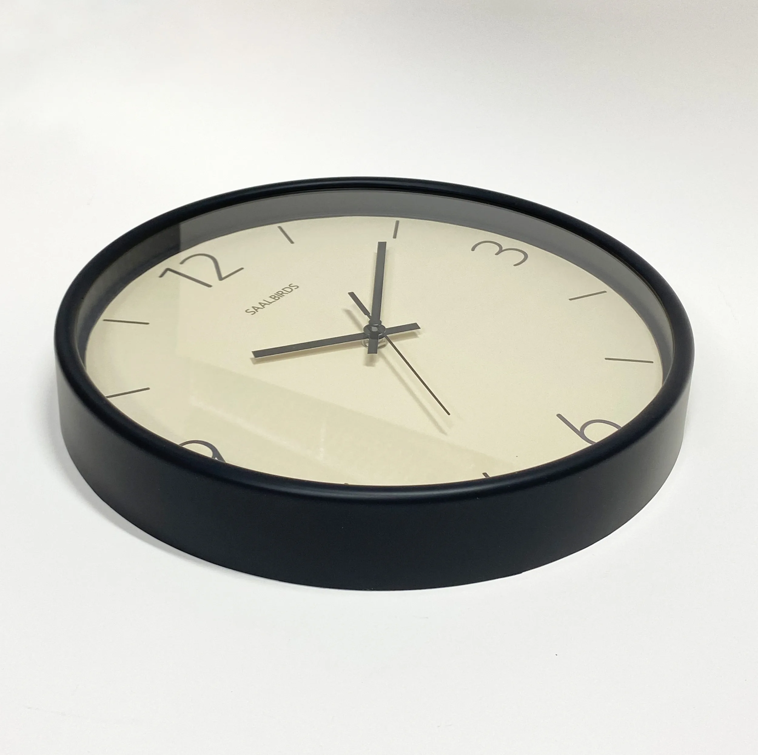 ساعت دیواری سال بردز طرح مینیمال مدل CW-660