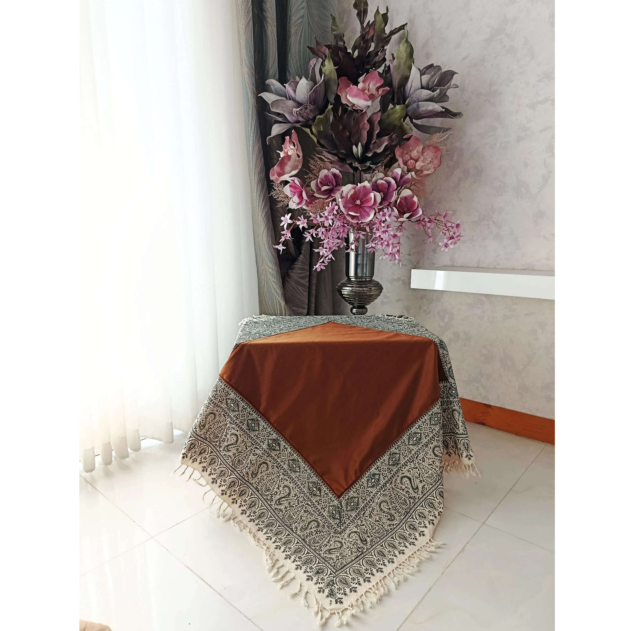 رومیزی قلمکار مدل عیدانه B-100