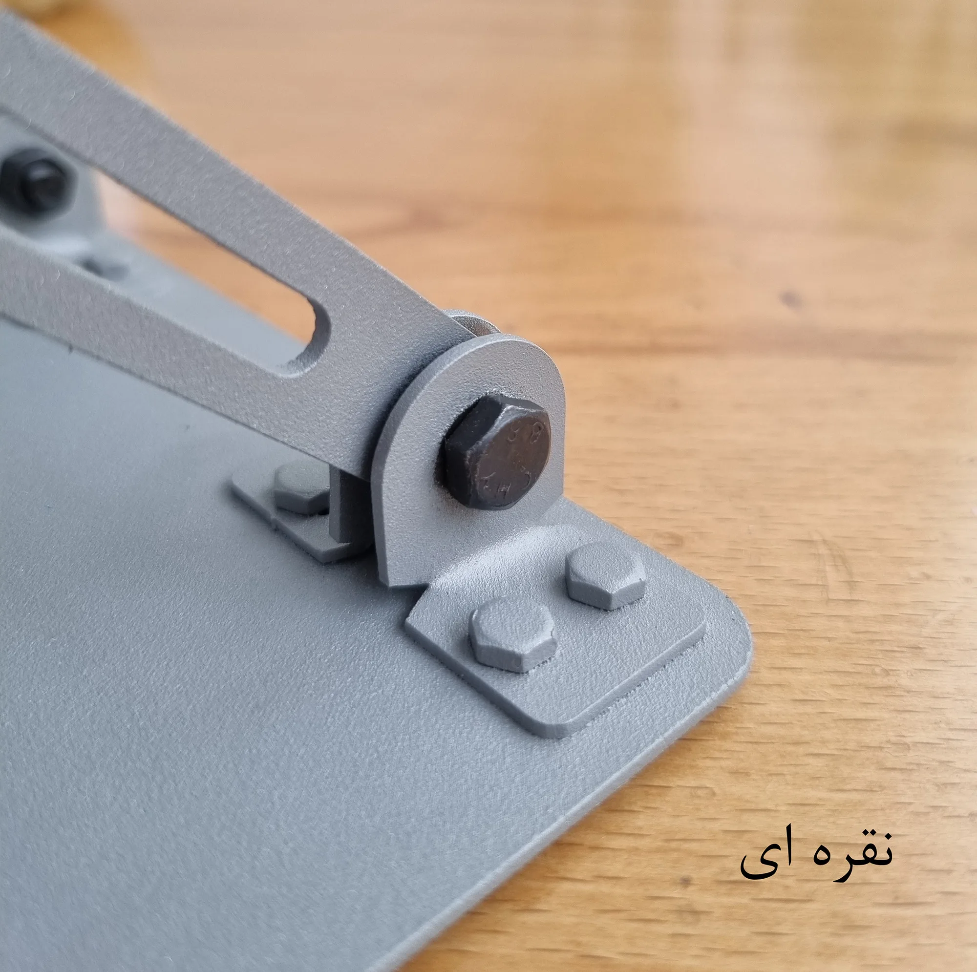 پایه نگهدارنده گوشی موبایل و تبلت مدل B04