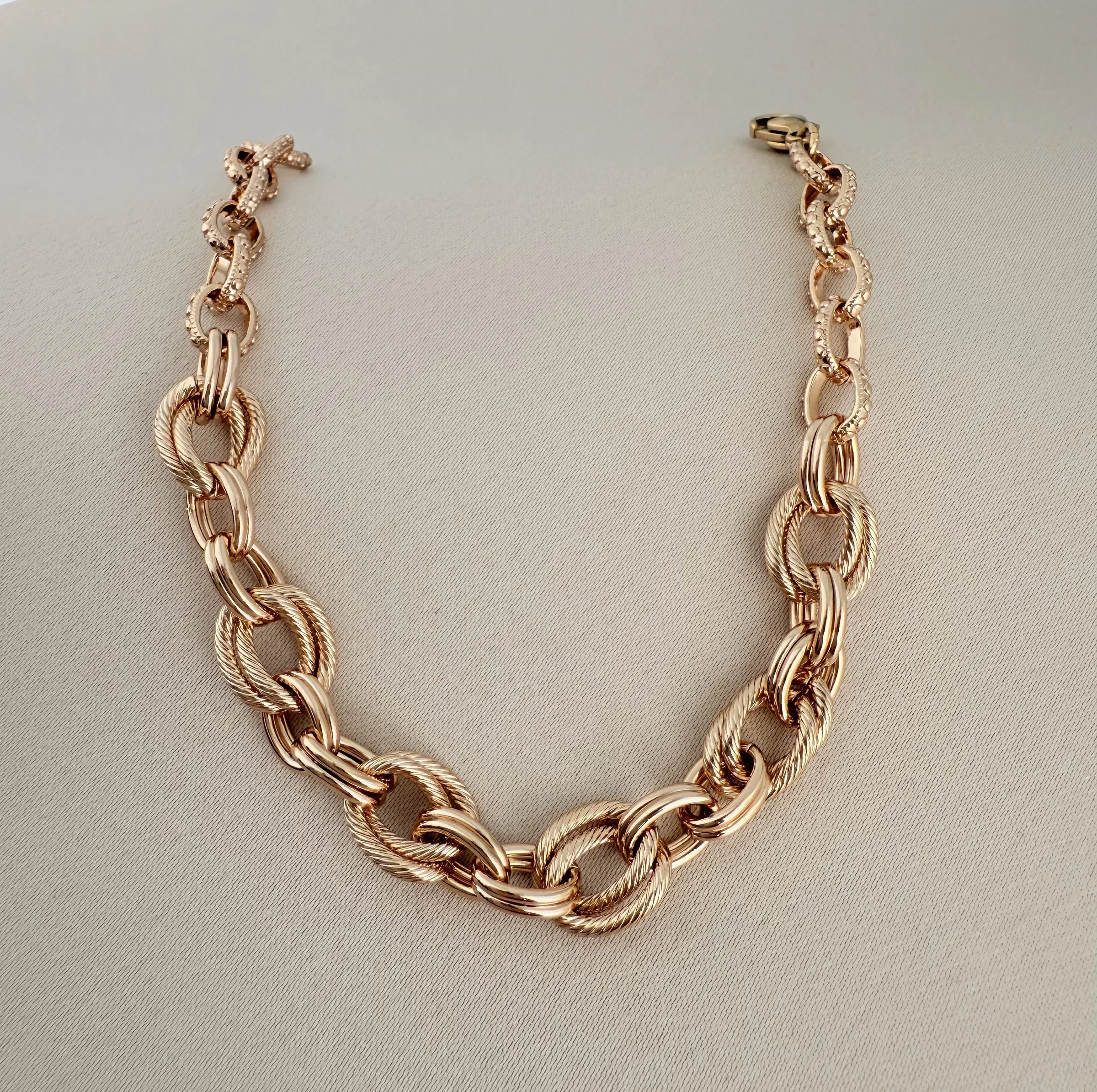 دستبند زنانه ژوپینگ مدل X0001018