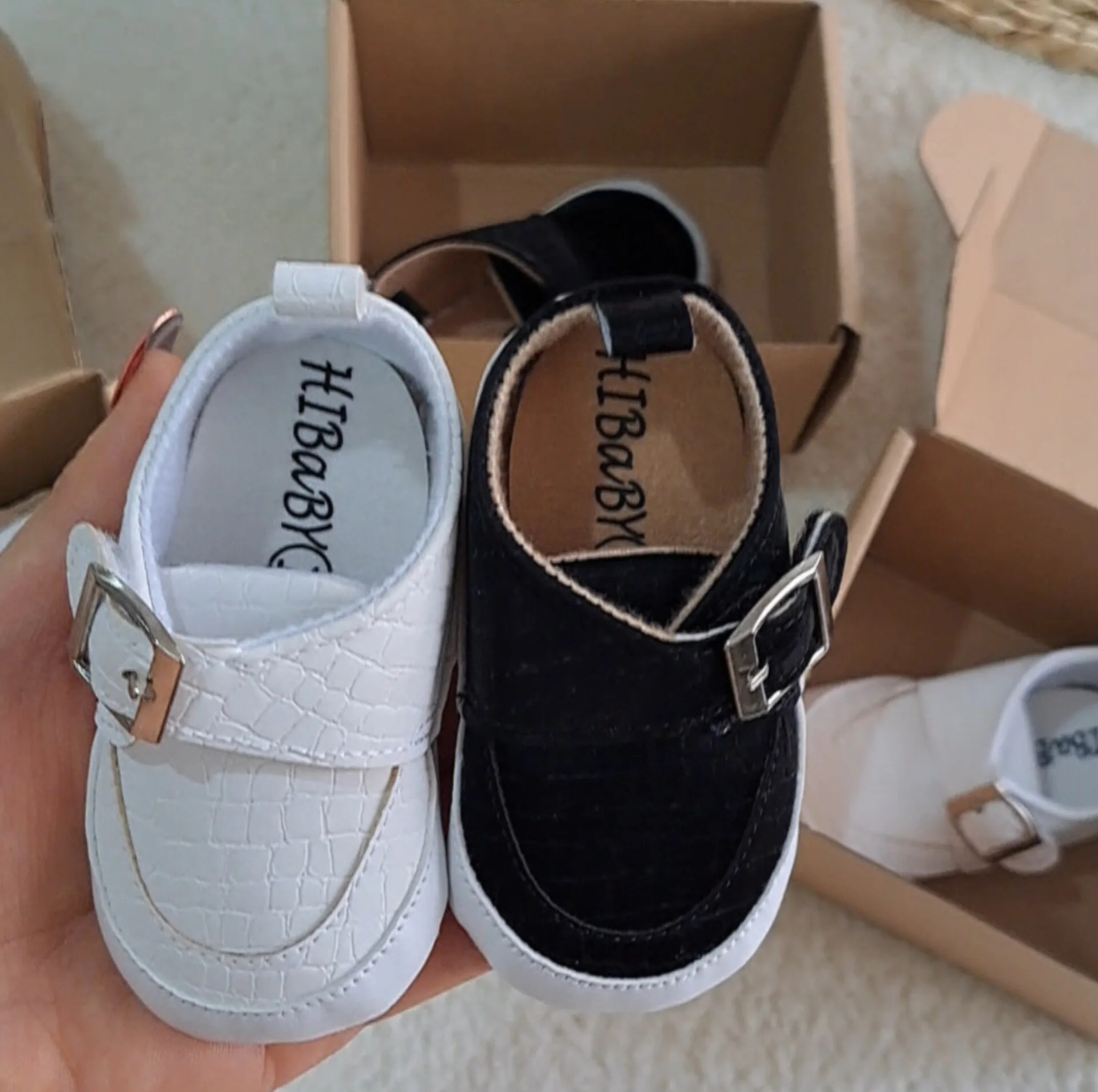 کفش نوزادی مدل چرم طرح سوسماری کد ۱۰۰۴
