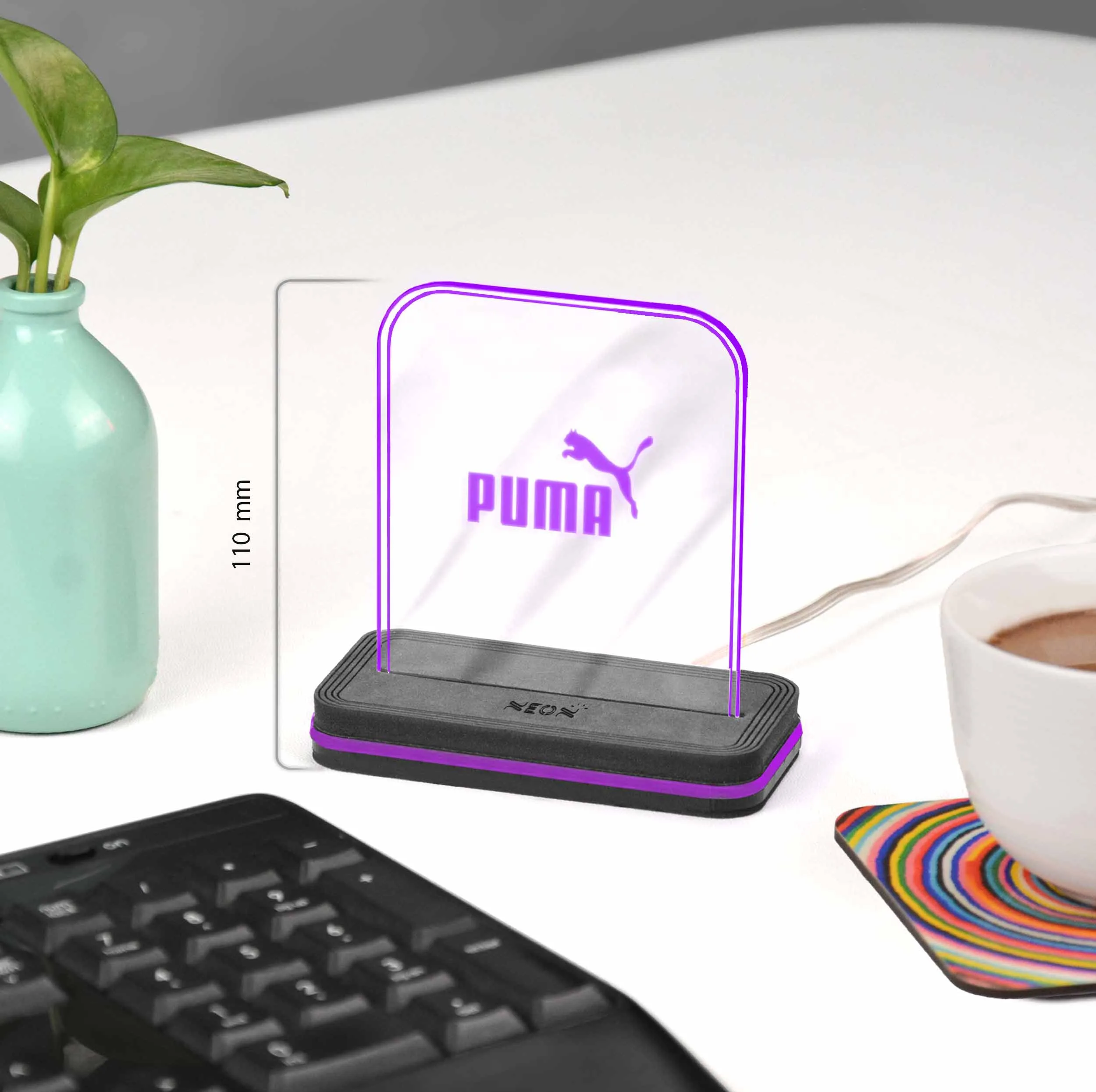 چراغ رومیزی نئون مدل PUMA_A