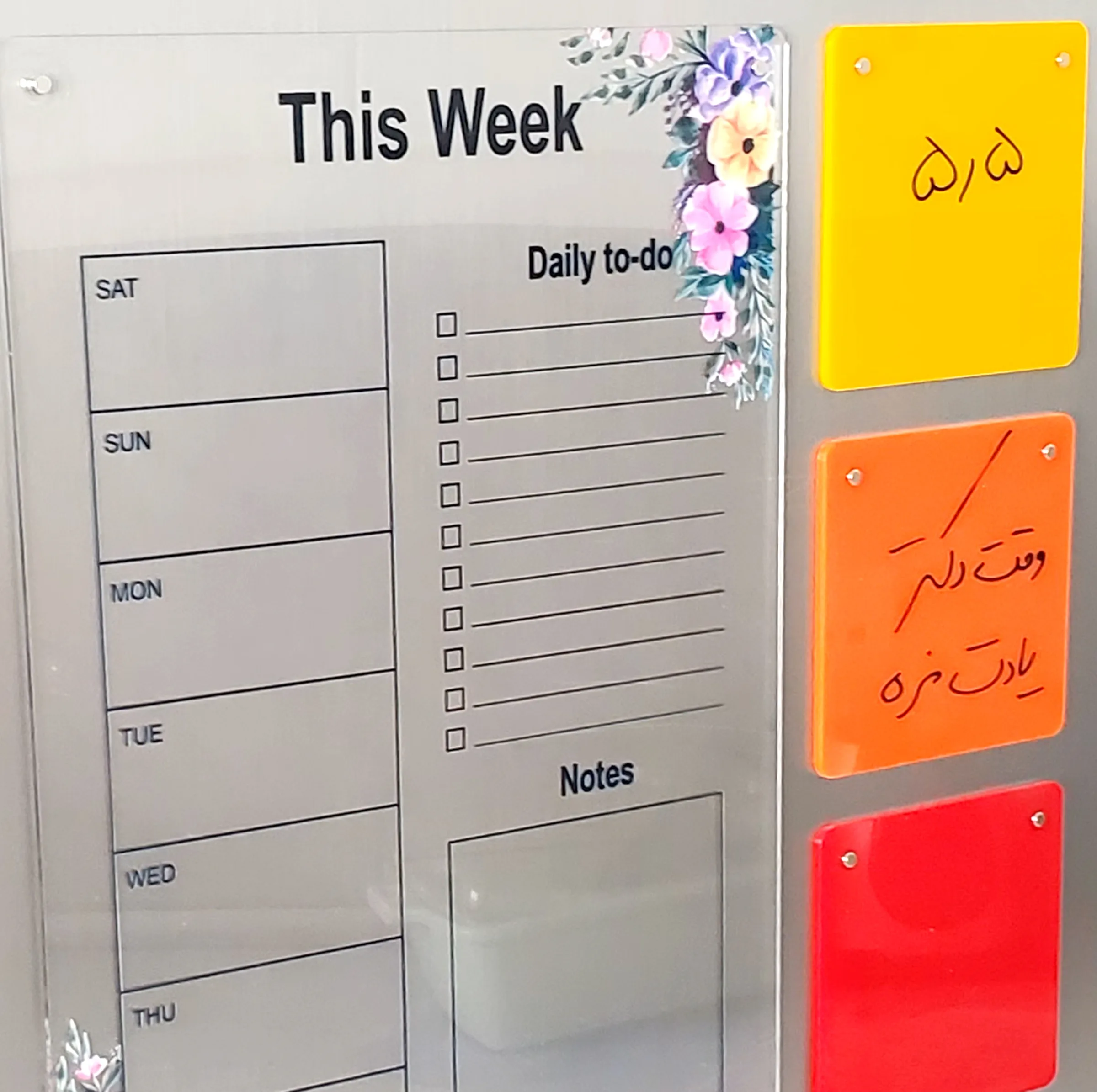 تخته وایت برد مدل پلنر هفتگی گل دار سایز 20*30 سانتی متر به همراه استیکر مگنتی مجموعه 4 عددی