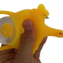 مرغ تخم گذار ضد استرس مدل Chicken Squishy بسته 3 عددی