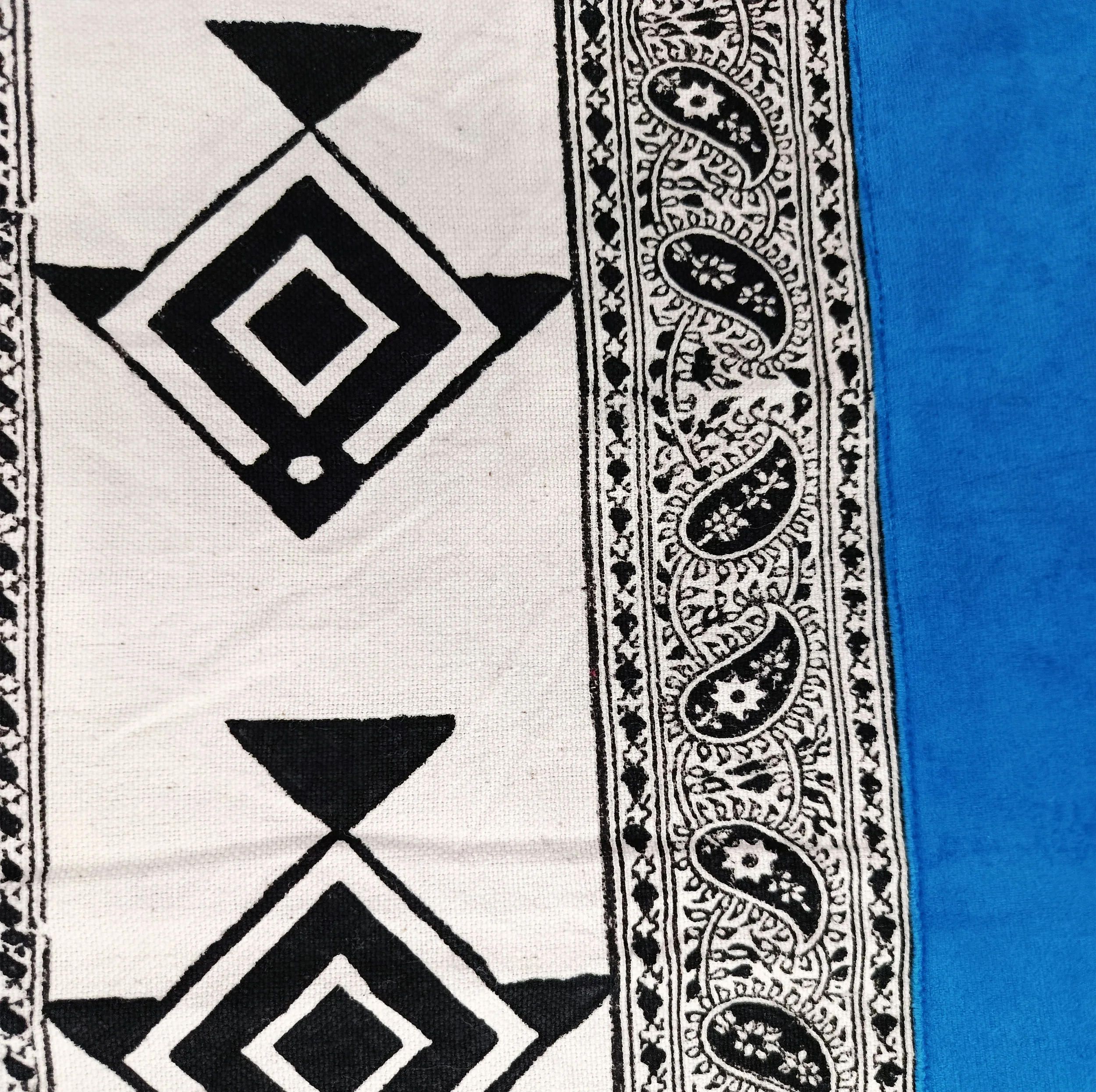 رومیزی مخمل مدل ماهی