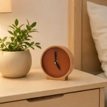 ساعت رومیزی عقربه‌ای مدل چوبی راش مینیمال کد c01