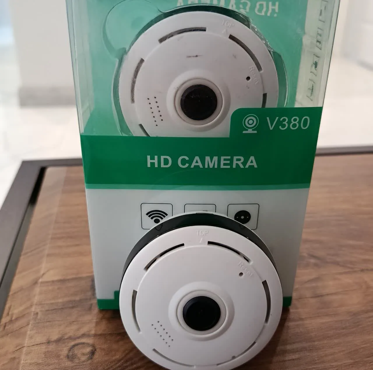دوربین مداربسته تحت شبکه مدل v380pro