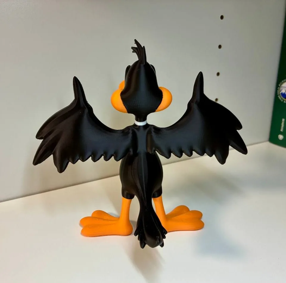 فیگور طرح لونی تونز مدل Daffy Duck ارتفاع 17 سانتیمتر