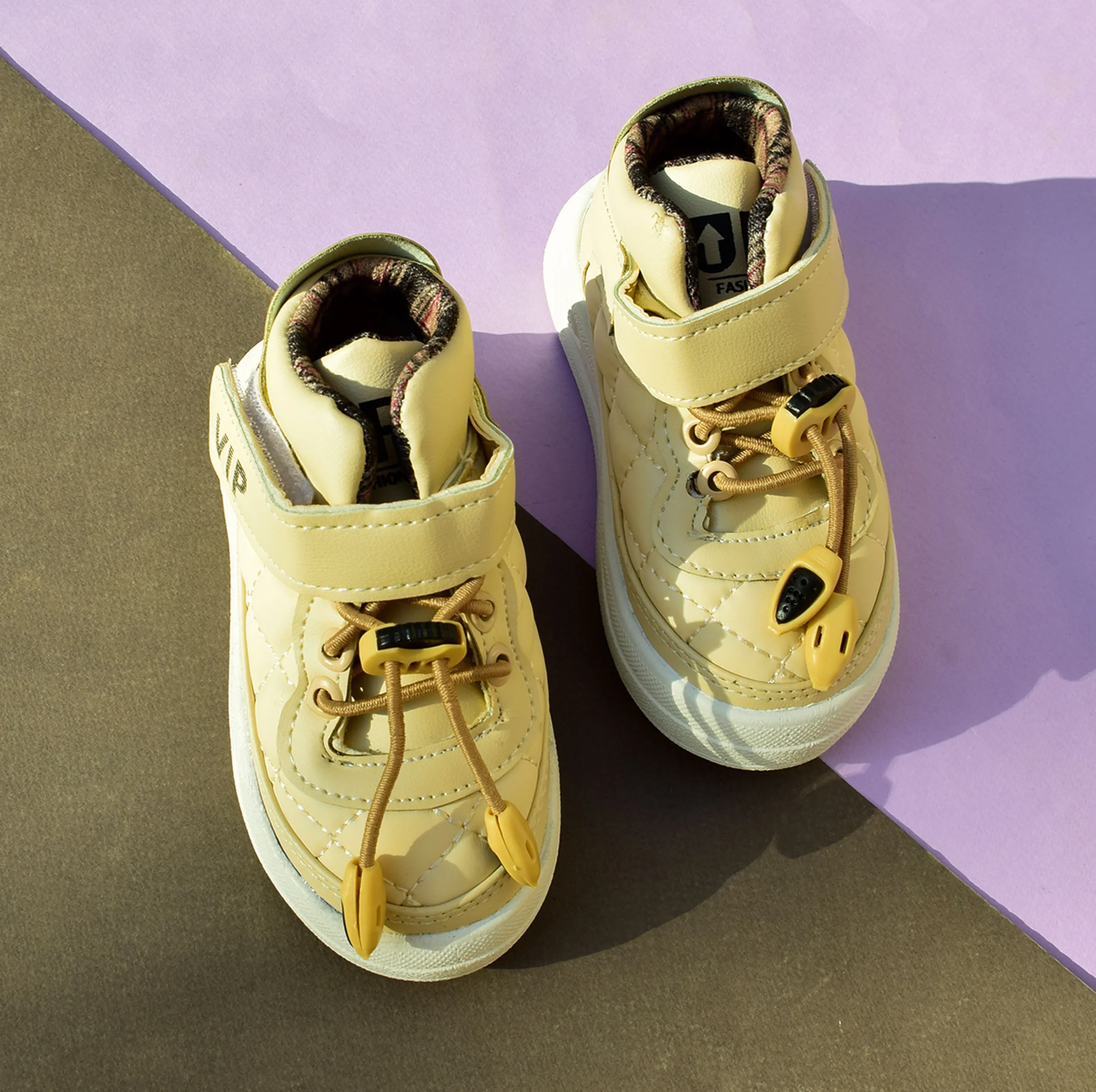 بوت نوزادی وی آی پی مدل بند کشی CR.3726
