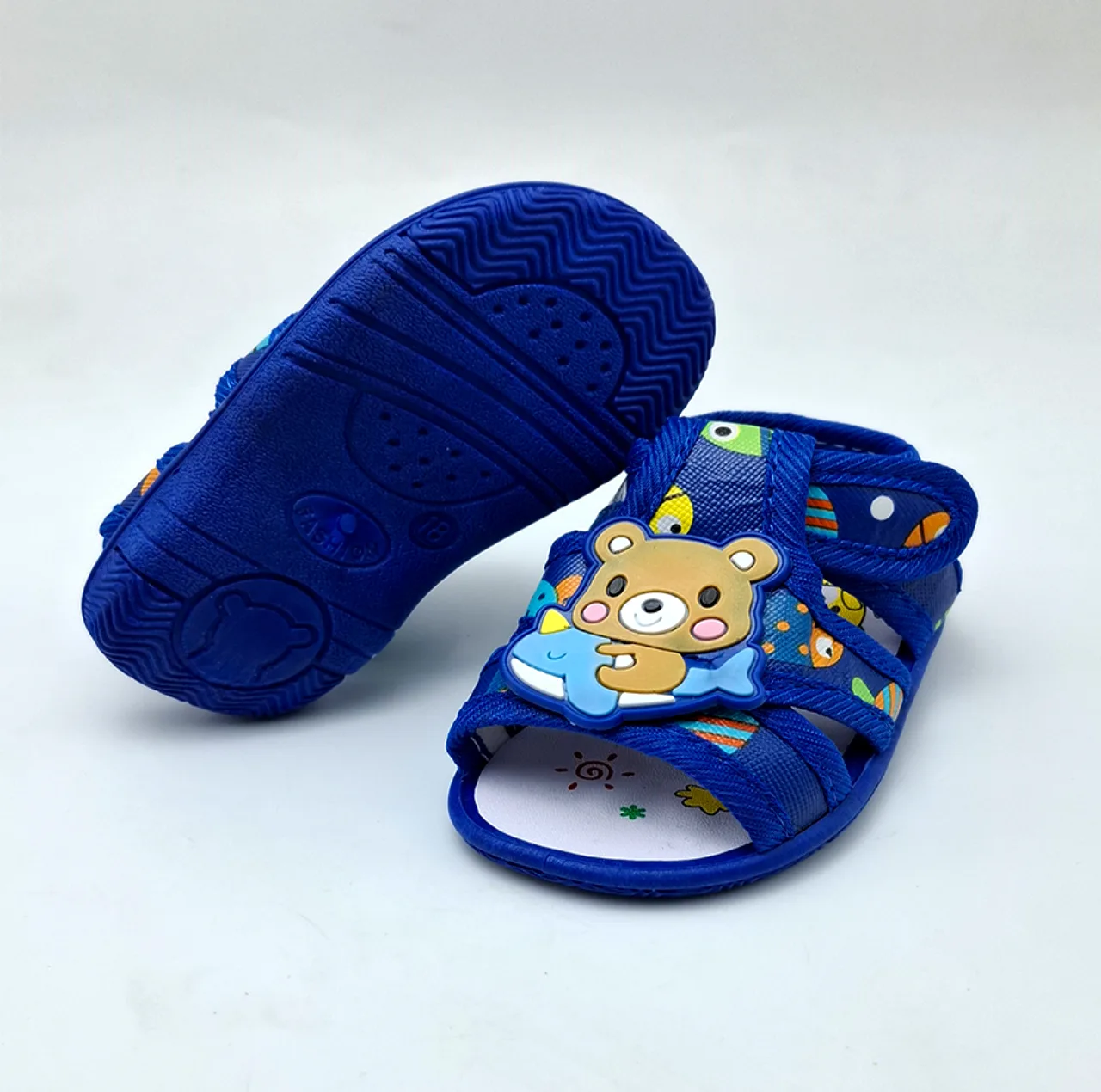 صندل نوزادی مدل سوتی طرح خرس کد A-1131