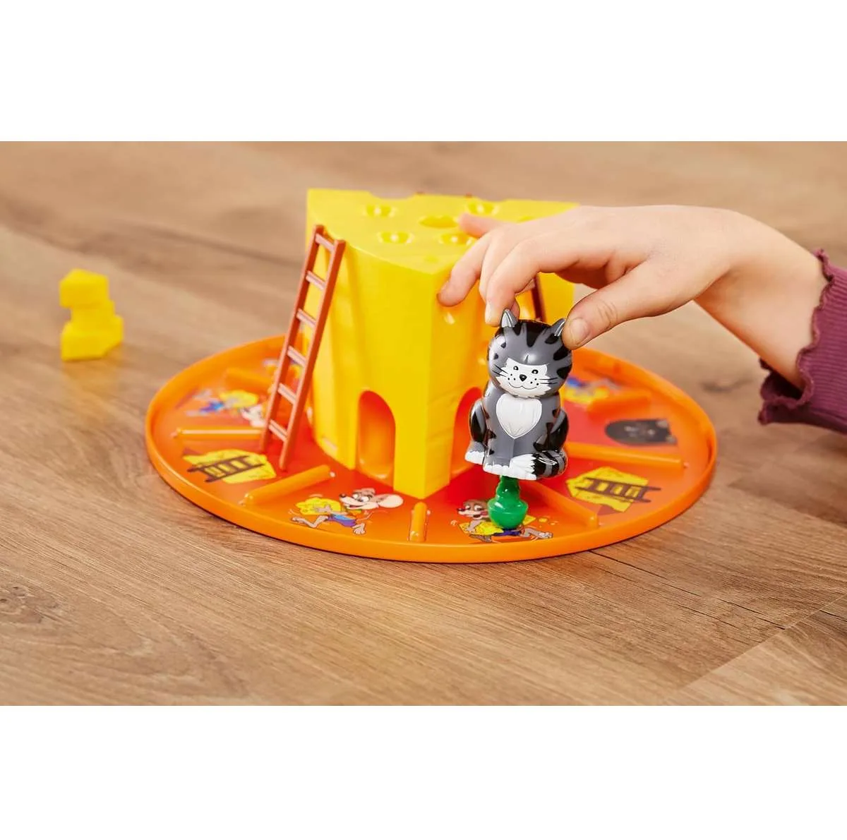 بازی فکری راونزبرگر مدل Cat And Mouse کد 24558 مناسب برای 4 سال به بالا