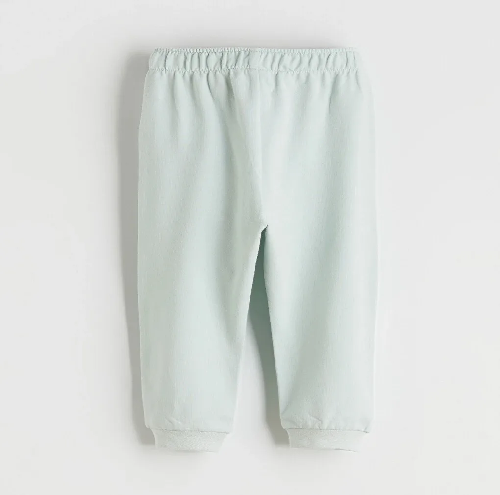 ست تیشرت آستین بلند و شلوار راحتی نوزادی ال سی وایکیکی مدل S63354Z1