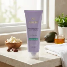 کرم مغذی بدن سینره Hydra Silk حجم 250 میلیلیتر با عصاره آووکادو، شیباتر، عسل گیاهی و روغن جوجوبا، مرطوبکننده، ضد حساسیت و کمک به نرمی و بازسازی پوست