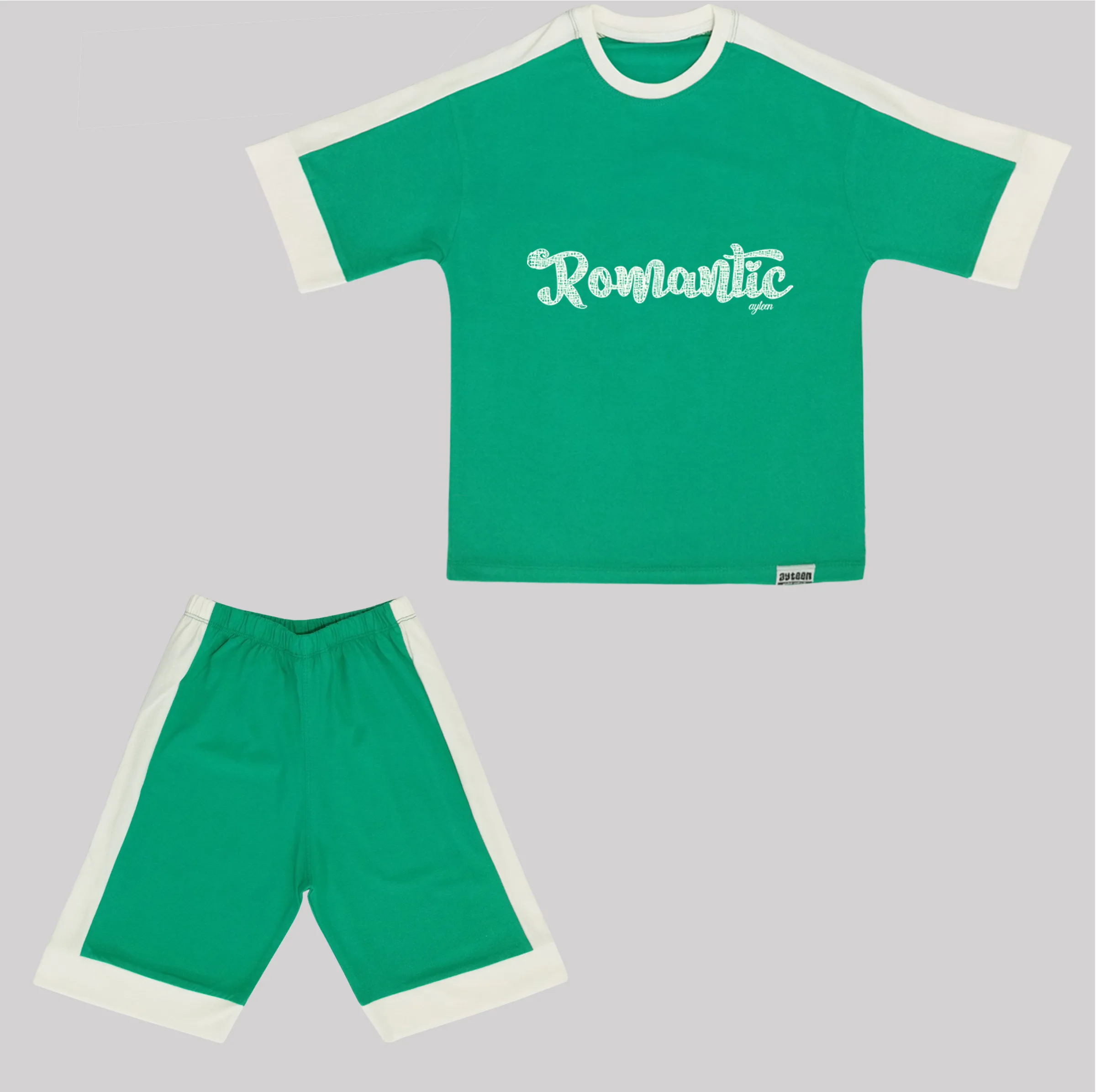 ست تیشرت آستین کوتاه و شلوارک راحتی دخترانه مدل رومانتیک کد 5002
