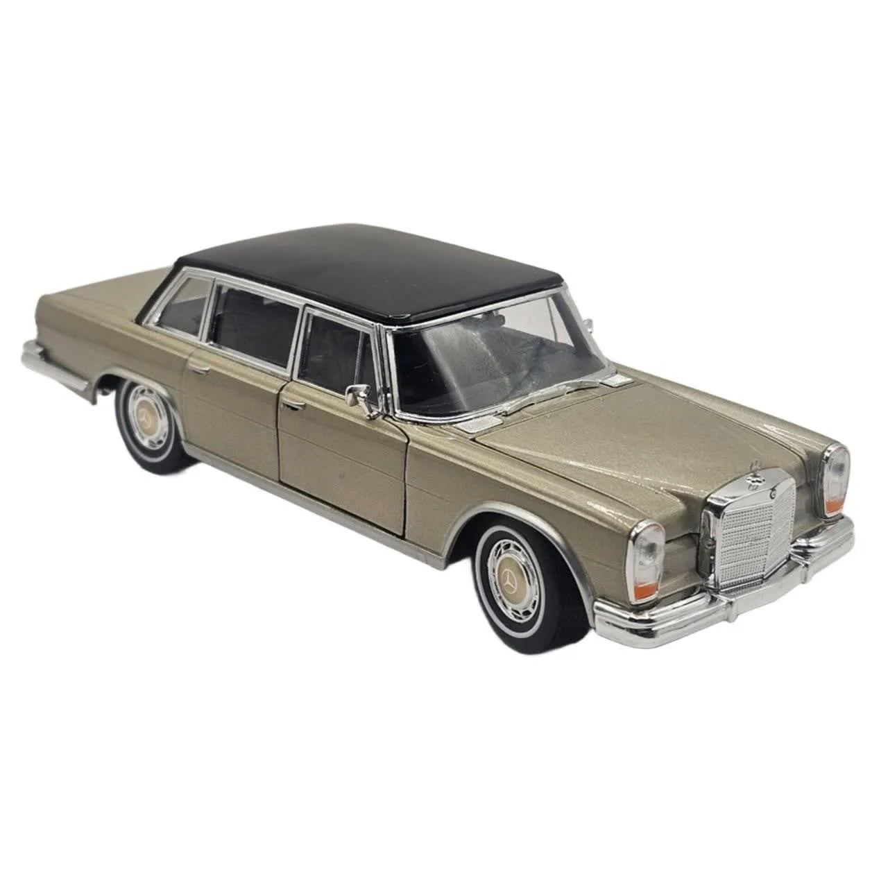 ماکت ماشین ناب سل مدل مرسدس بنز فلزی 1963 ولی کد 1:24MERCEDES BENZ600