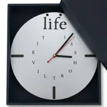 ساعت دیواری عقربه‌ای با نشانگر فانتزی مدل life