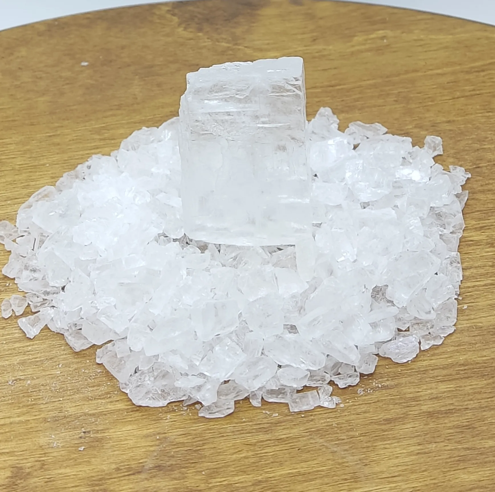 نمک صورتی نمک آبی و دلنمک آسیابدار شادراج بسته 3 عددی