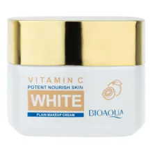کرم روشن کننده روز و شب صورت بی آکوا مدل Vitamin C مناسب برای انواع پوست وزن 50 گرم